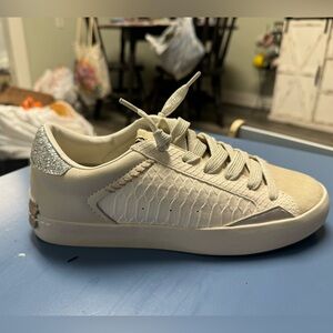 ShuShop Cream Sneakers with Silver Details